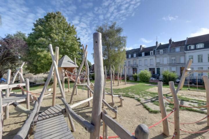 Lerelaisdodileqsl - Cambrai - Hyper Centre - Free Wifi - Ideal Couple & Famille Exterior foto
